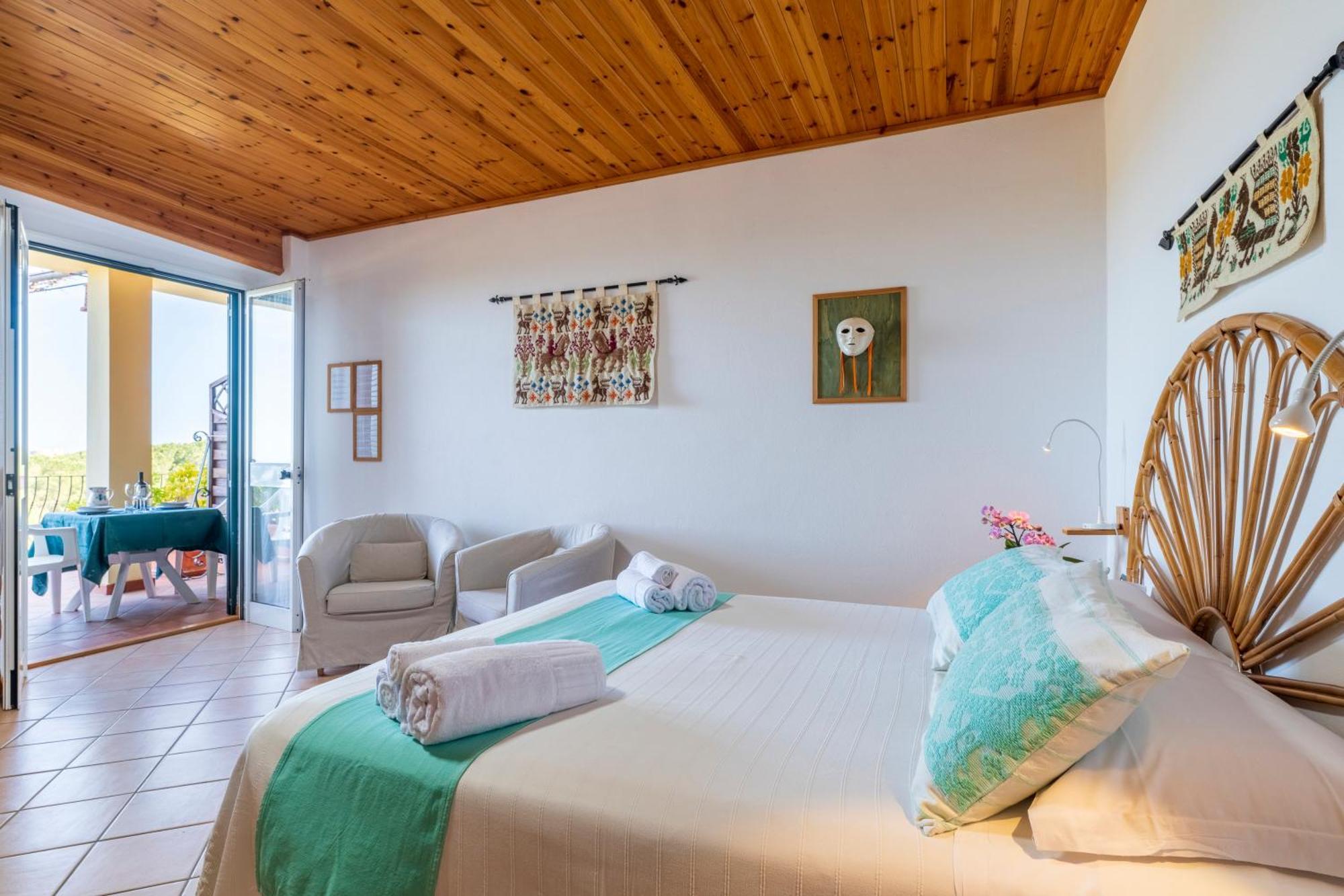 Domus De Janas Sul Mare 3*