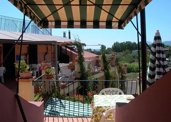 Domus De Janas Sul Mare