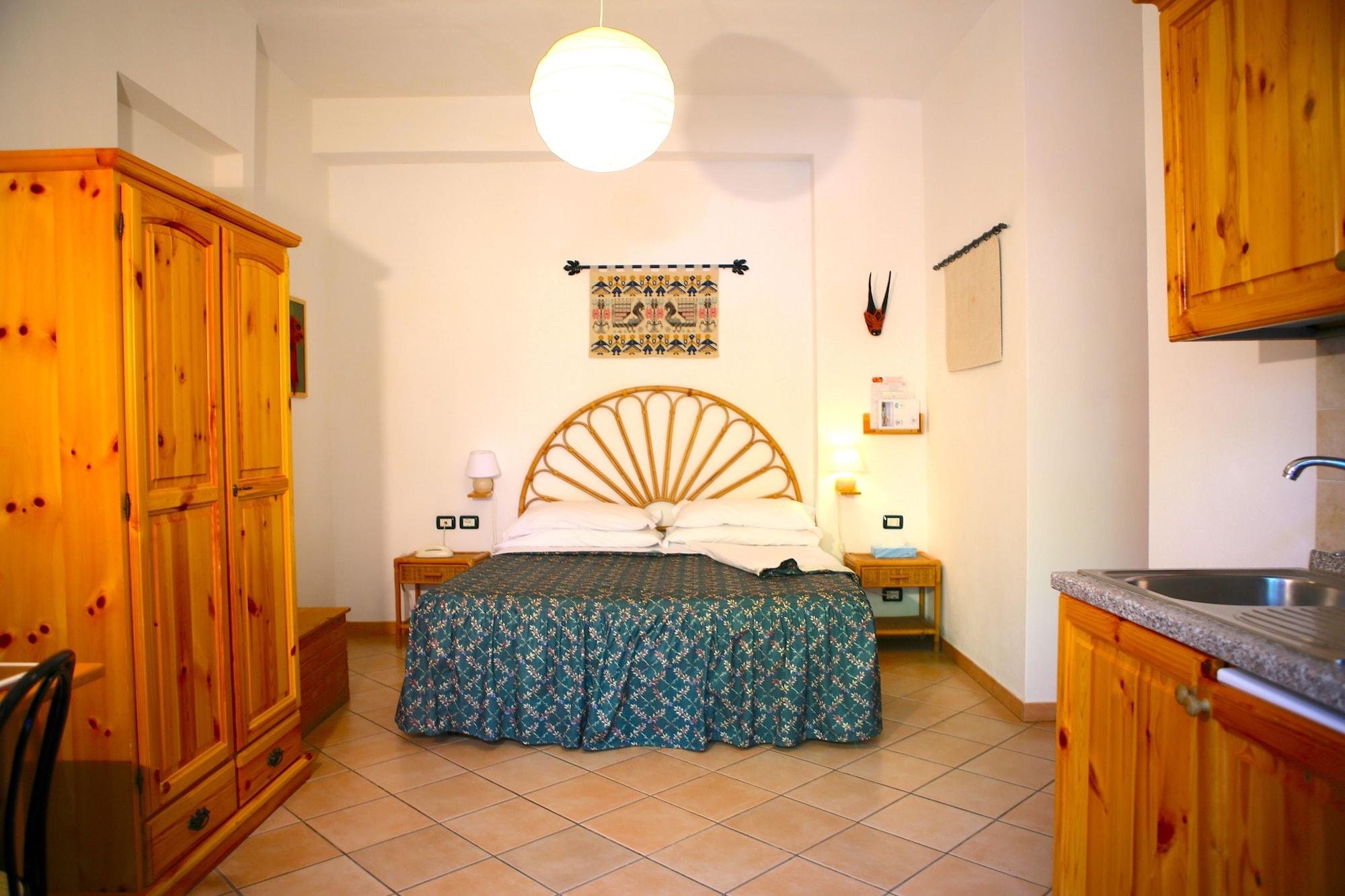 Domus De Janas Sul Mare Hotel