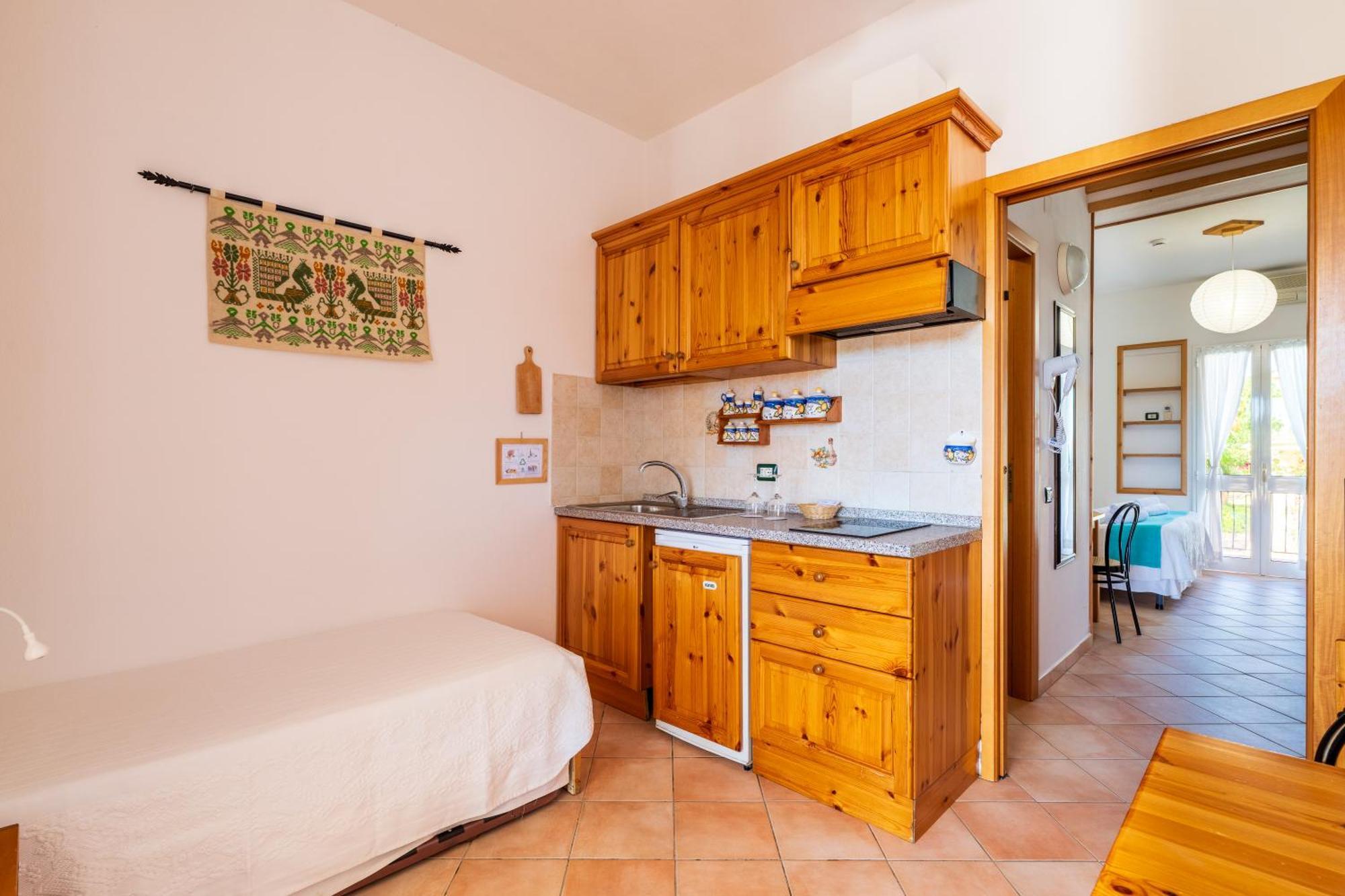 Hotel Domus De Janas Sul Mare Bari Sardo
