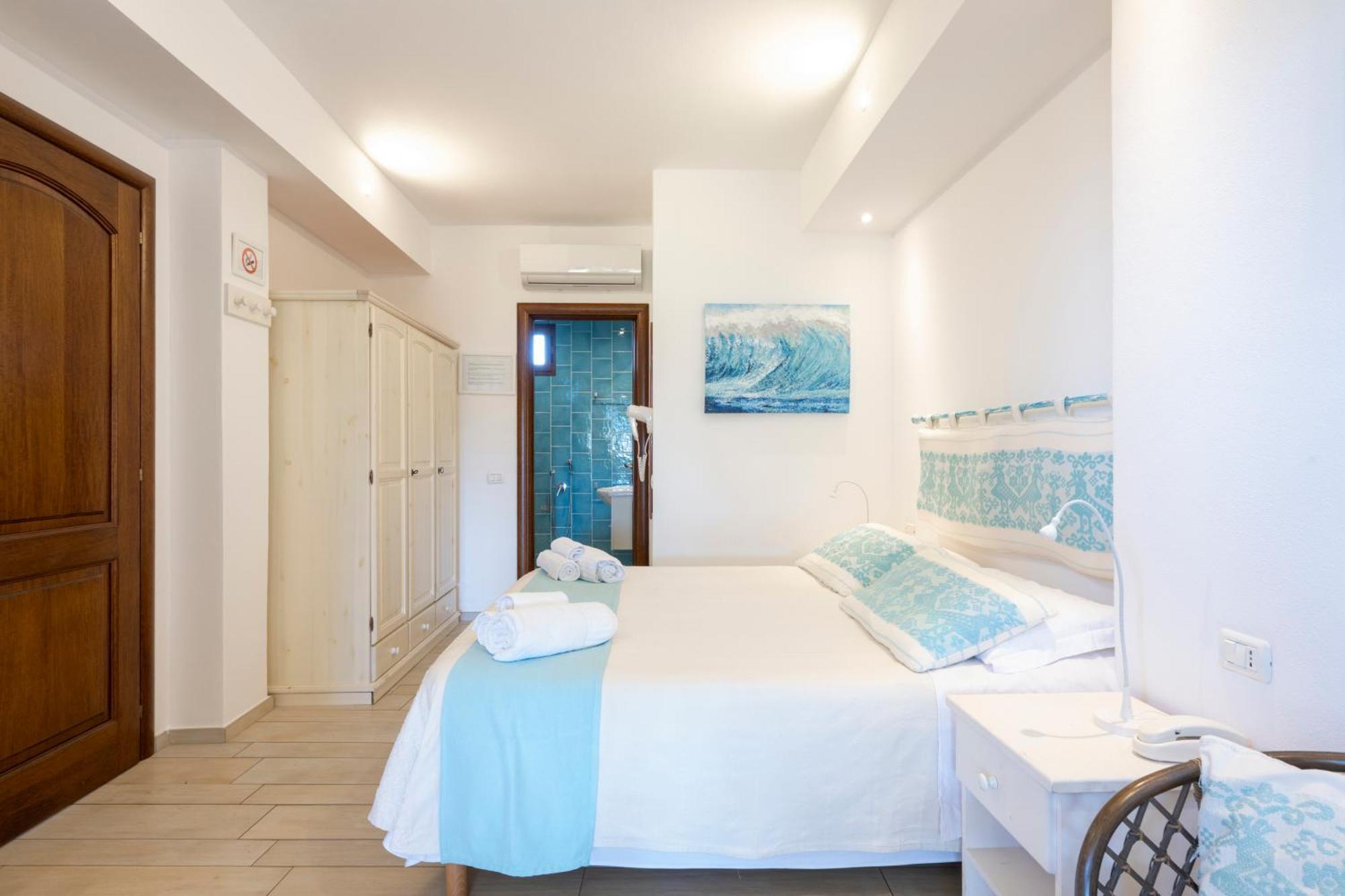 Hotel Domus De Janas Sul Mare